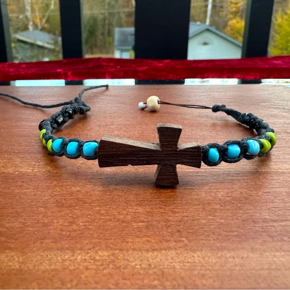 Beaded Cross bracelet size customizable